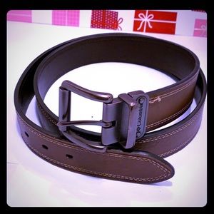 HP NWOT Columbia Reversible Leather Belt. Size: 42